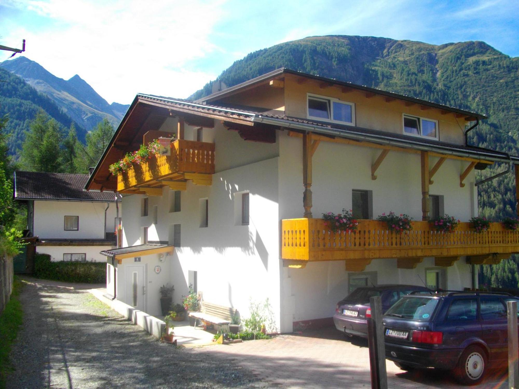 Haus Bergblick Apartment Pragraten ภายนอก รูปภาพ